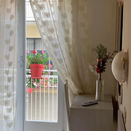 In Guest - New Cirene Triple For 3 People Comfort With Breakfast Vendégház Rimini